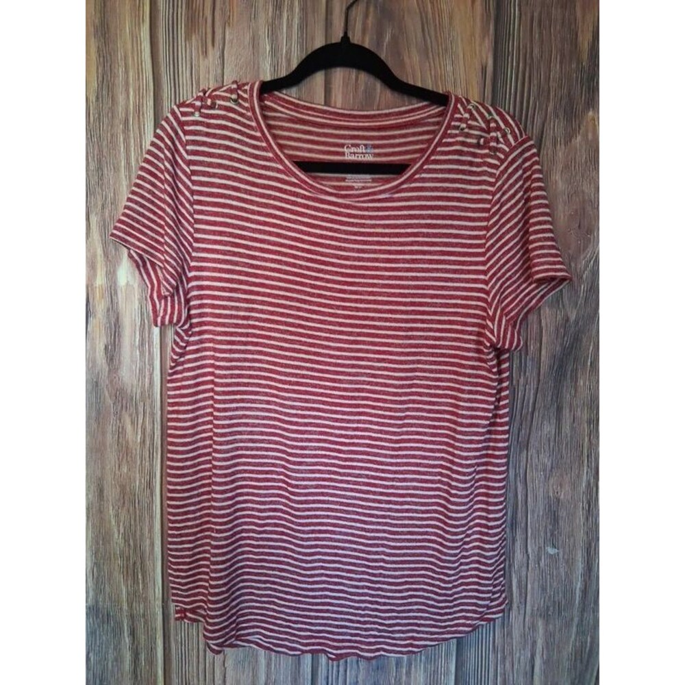 Croft and Barrow striped t shirt size small